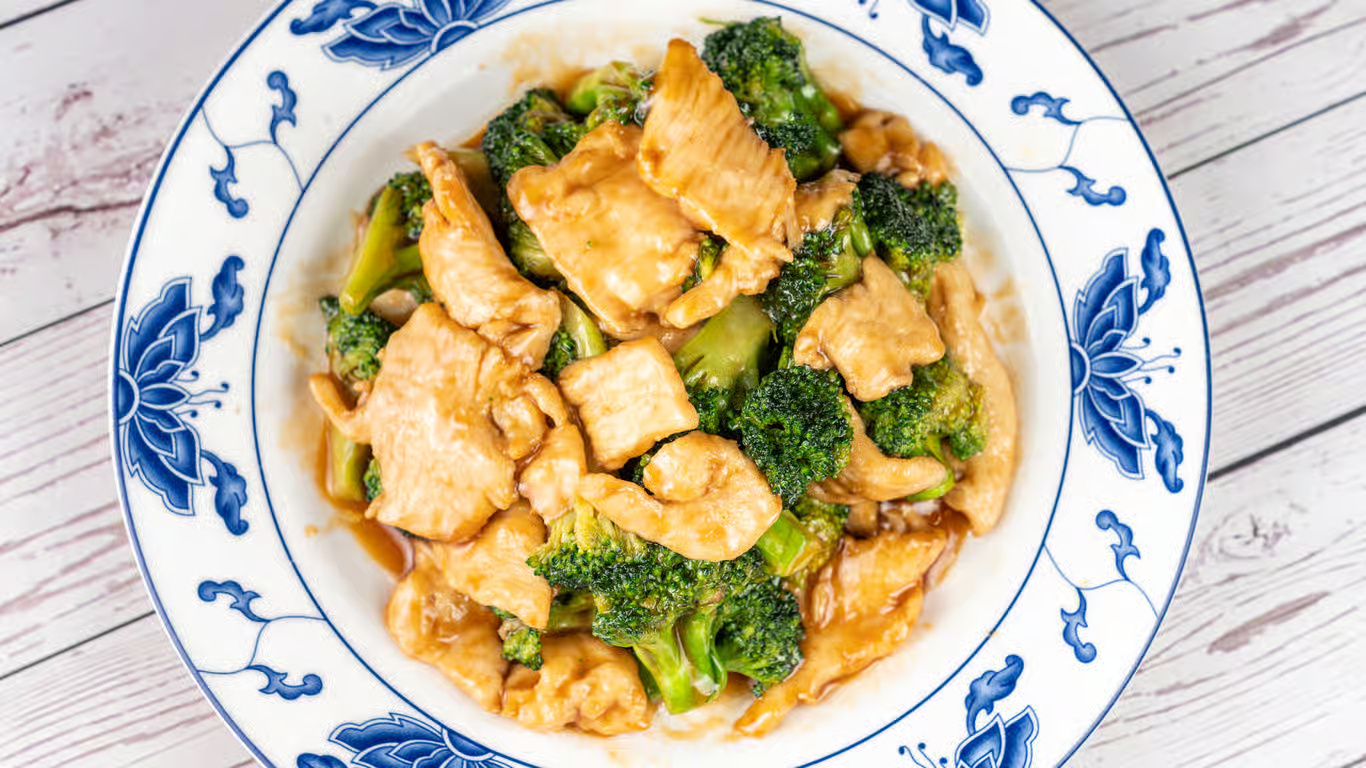 Chicken With Broccoli