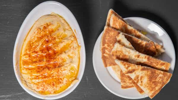 Hummus & Pita