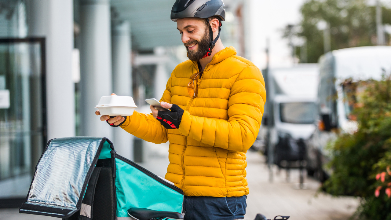 restaurant delivery driver