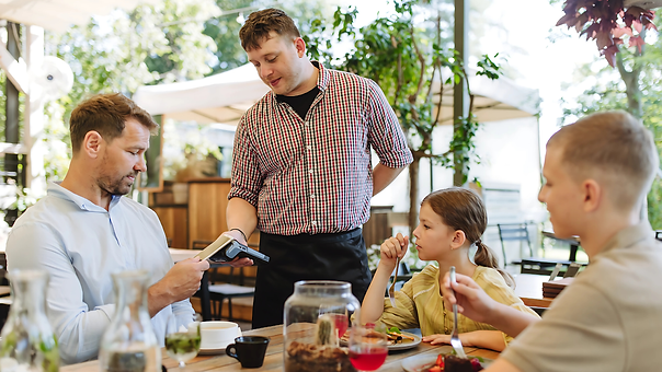 How Does A Restaurant POS System Work
